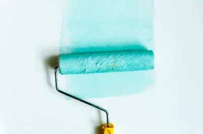 Peinture intérieure à Avèze — murs, plafonds et boiseries